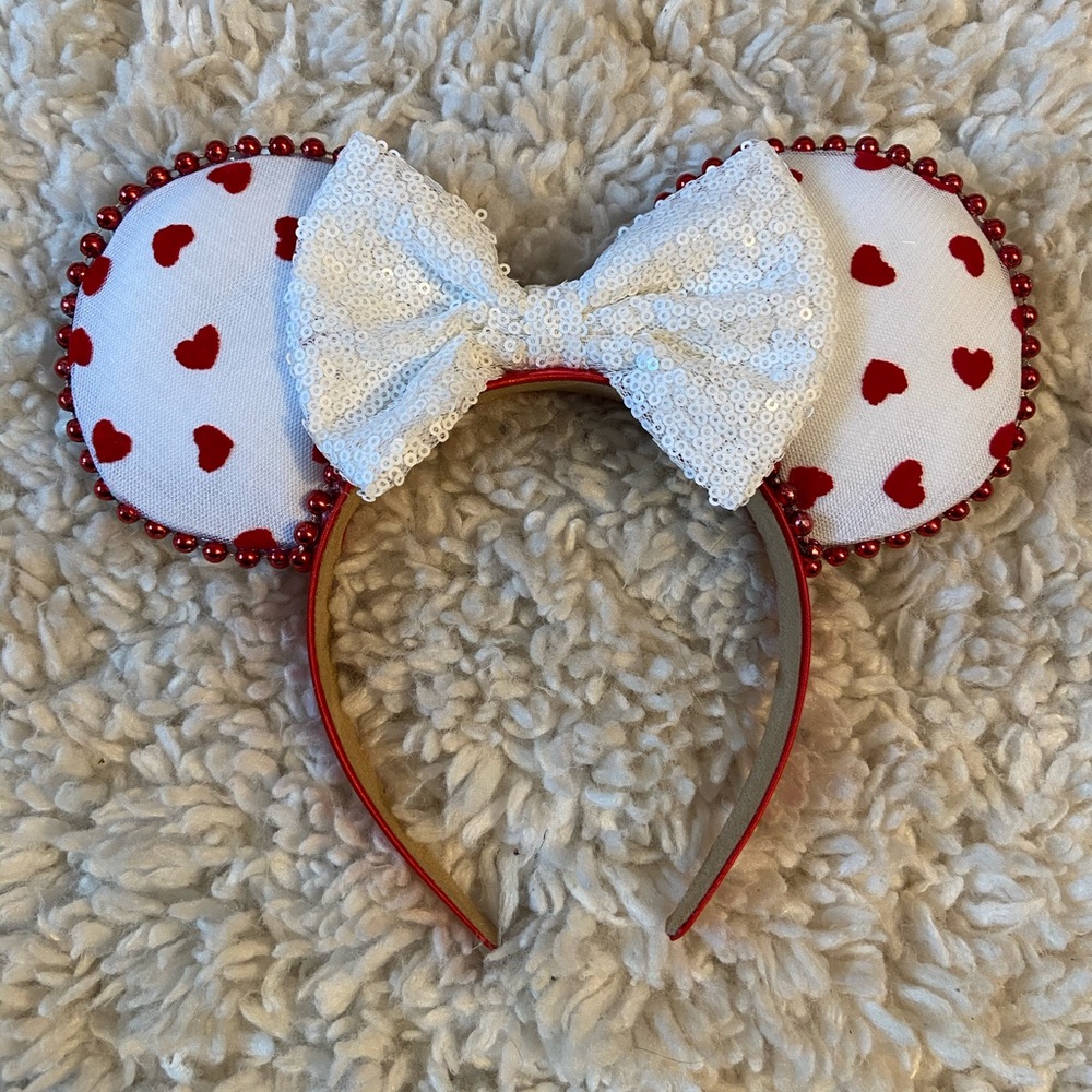 Minnie Mouse Ears
